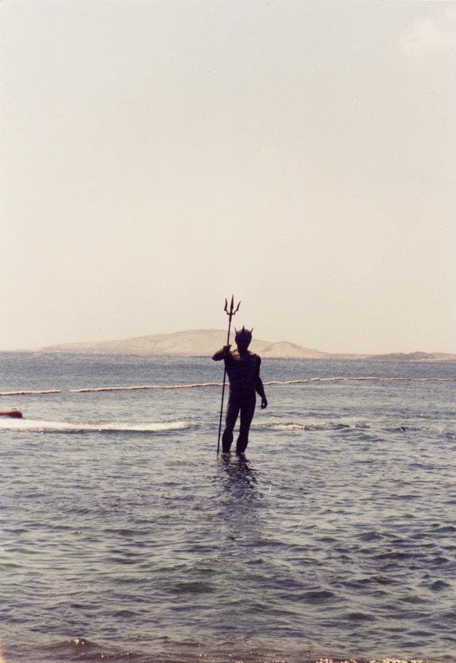Colocación Estatua de Neptuno, playa de Melenara